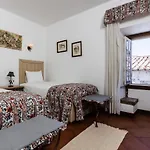 Casa De S. Thiago Do Castelo 3*