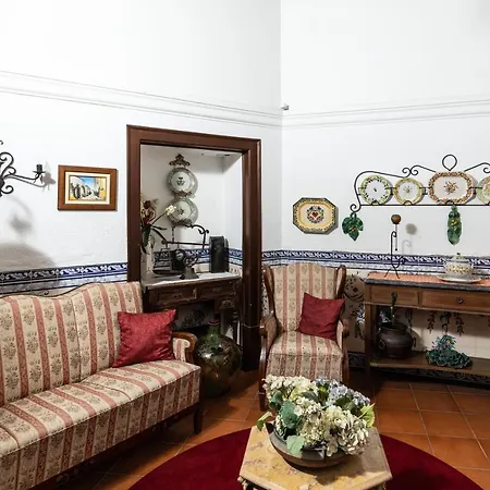 Casa De S. Thiago Do Castelo Obidos