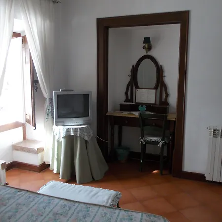 Casa De S. Thiago Do Castelo