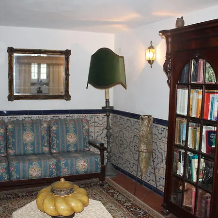 Casa De S. Thiago Do Castelo Gasthof Óbidos