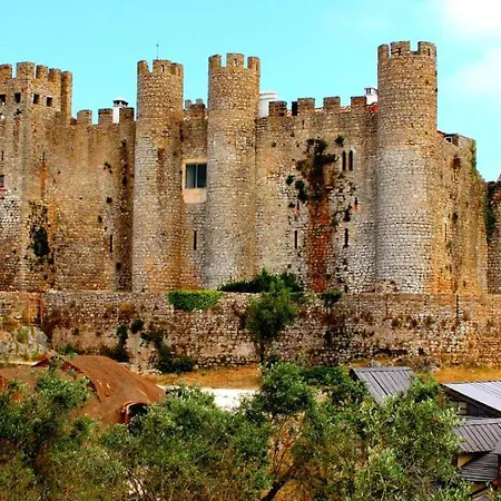 Casa De S. Thiago Do Castelo Όμπιδος