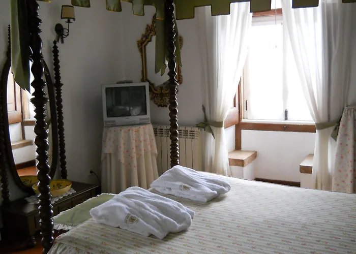 Casa De S. Thiago Do Castelo