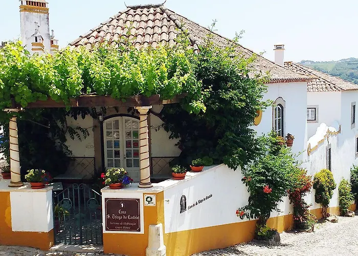 Casa de hóspedes Casa De S. Thiago Do Castelo Óbidos