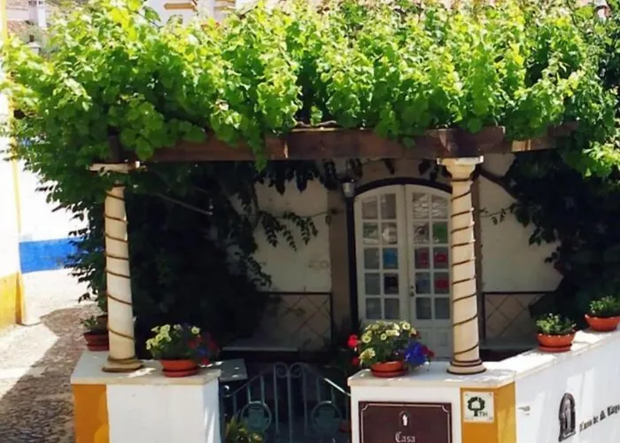 Casa De S. Thiago Do Castelo Casa de hóspedes 3*